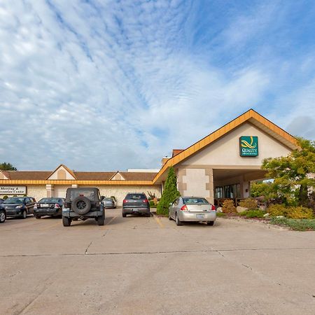 Quality Inn & Suites Escanaba North Bagian luar foto