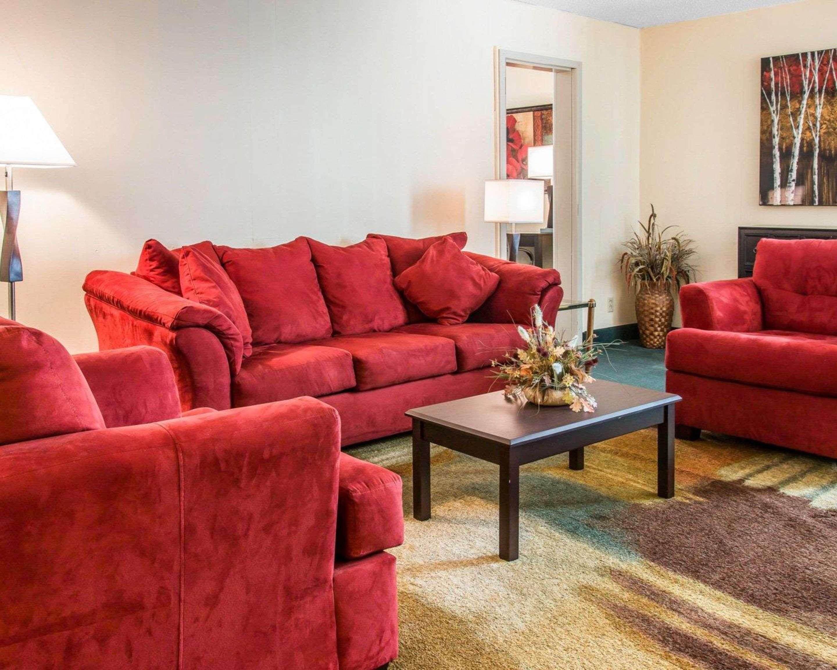 Quality Inn & Suites Escanaba North Bagian luar foto
